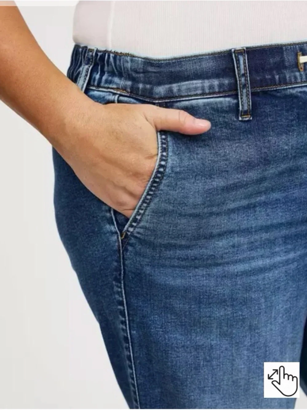 torrid Crop Weekend Mid-Rise Wide-Leg Jean - Picture 6 of 10